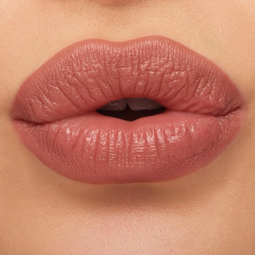 💄 MAC Matte Lipstick | Velvet Teddy 617 | NWT 💄 - Picture 3 of 7